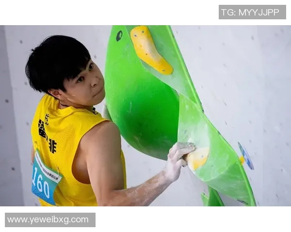 杭州极限运动队在世界攀岩锦标赛中的团队协作表现深度点评与分析